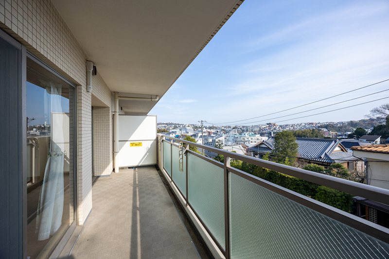 パークコリーナ上大岡ブルックコート 現地写真（バルコニー）