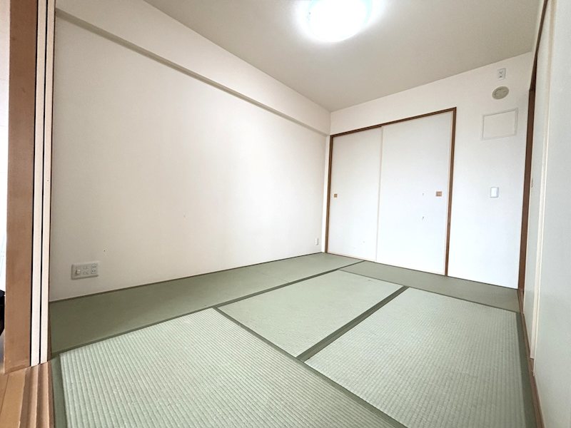 グランドメゾン東戸塚２番館 内観写真（リビング以外の居室）