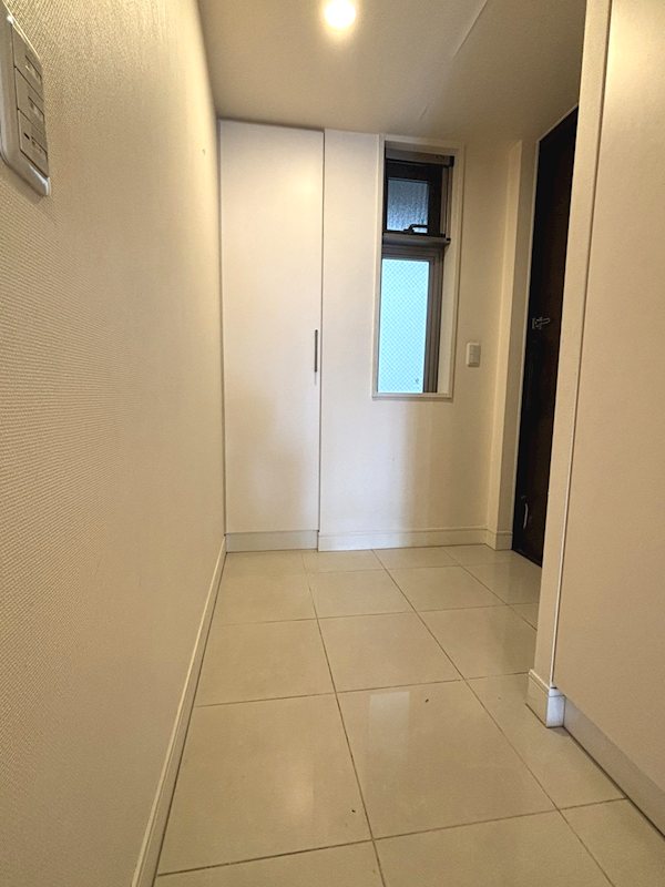 グランドメゾン東戸塚２番館 現地写真（玄関）