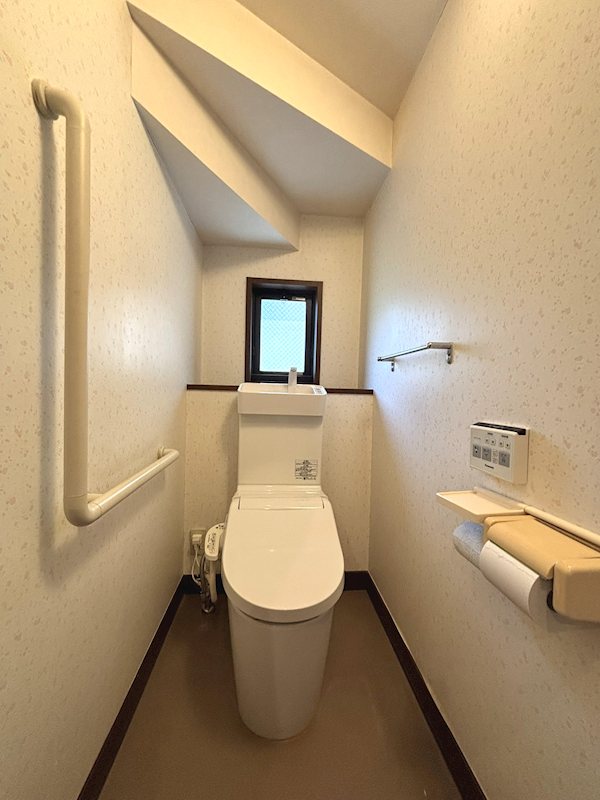 小田原市国府津中古戸建て 内観写真（トイレ）