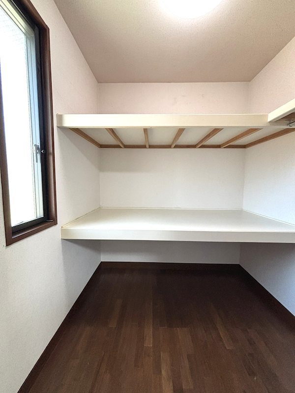 小田原市国府津中古戸建て 内観写真（収納）