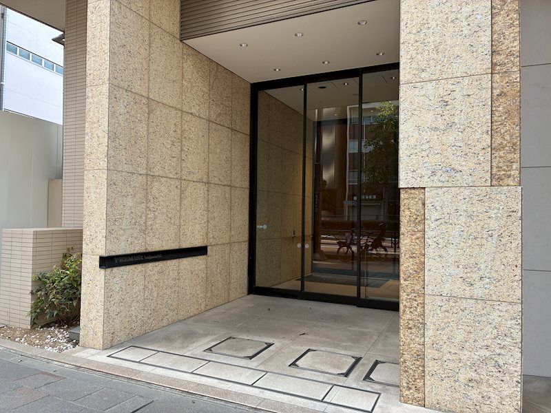 プレミスト麹町 共用部写真（エントランス）
