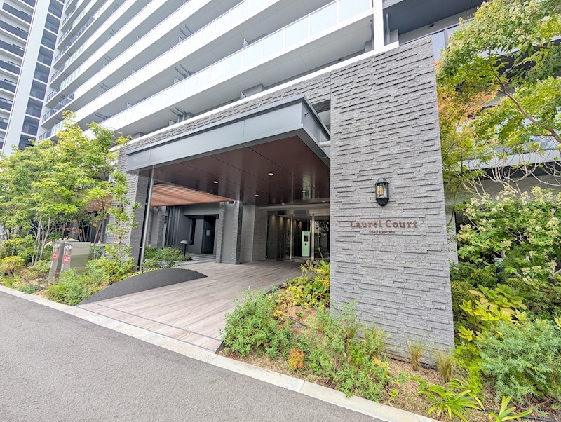 ローレルコート大阪城公園 共用部写真（エントランス）