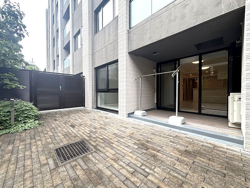 プラウド椎名町ガーデンテラス 現地写真（庭）