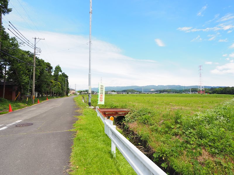 東員町八幡新田 現地写真（前面道路含む現地写真）