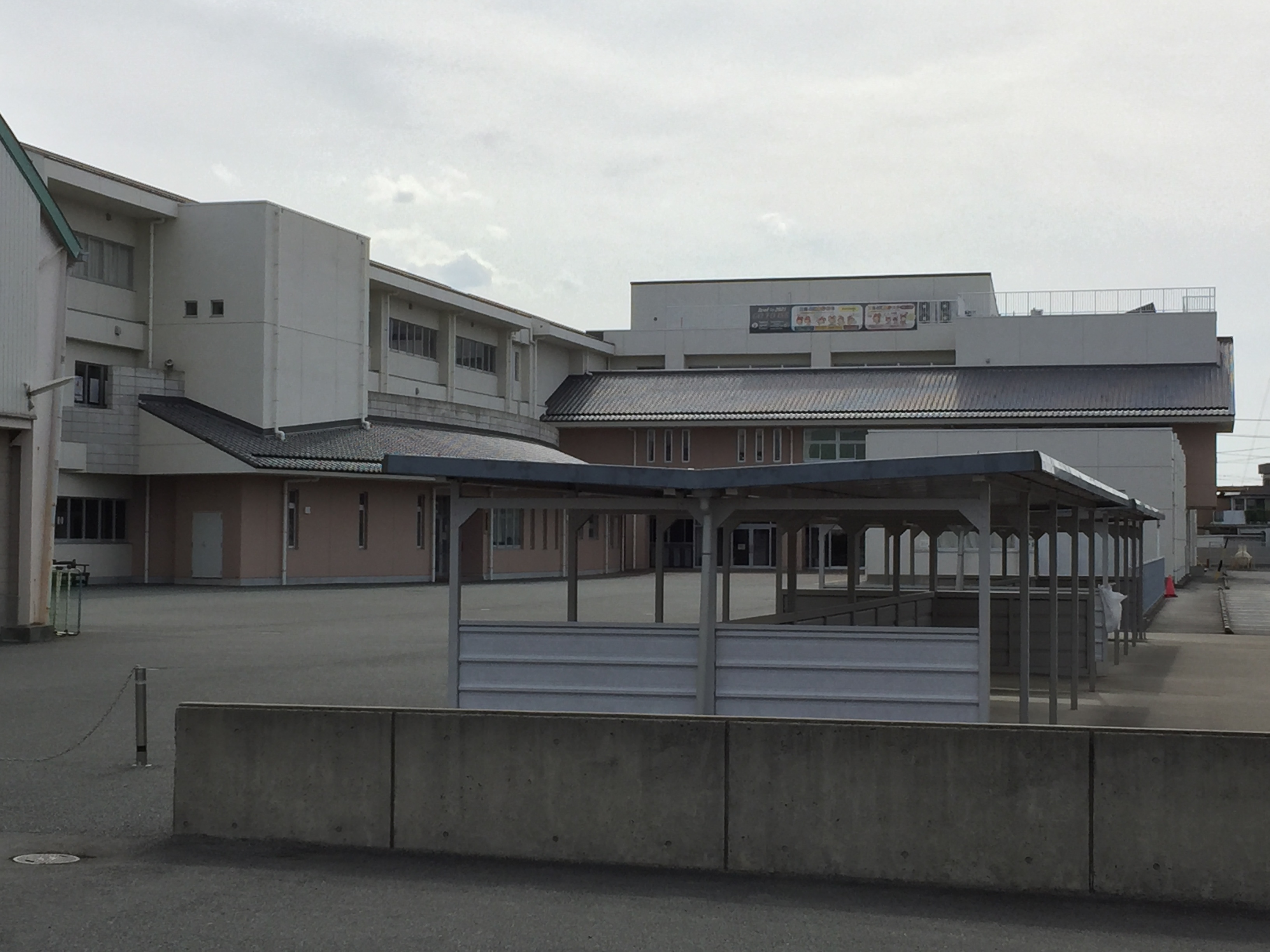 大世古4丁目 中学校