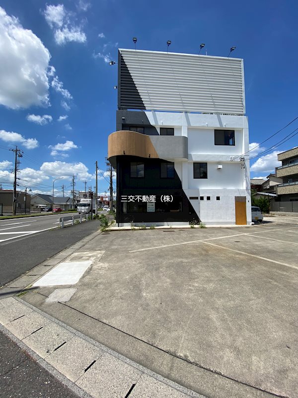 一宮市花池４丁目売りビル 現地写真