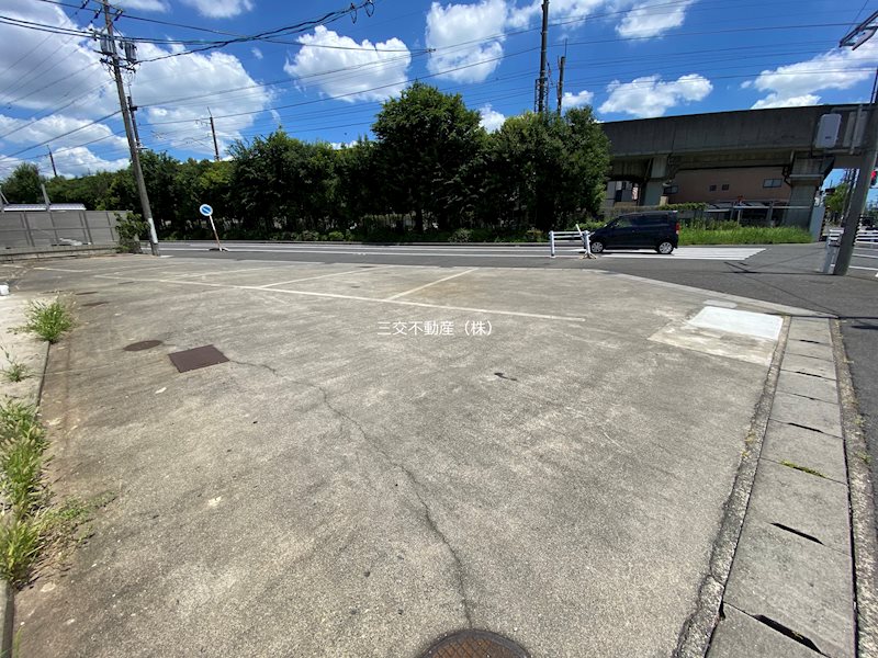 一宮市花池４丁目売りビル 現地写真（駐車場）