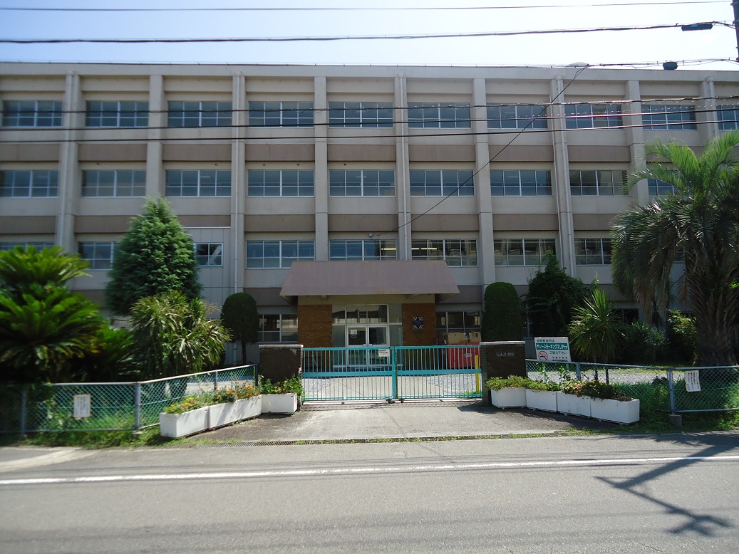 プレイズ桑名中央町 中学校