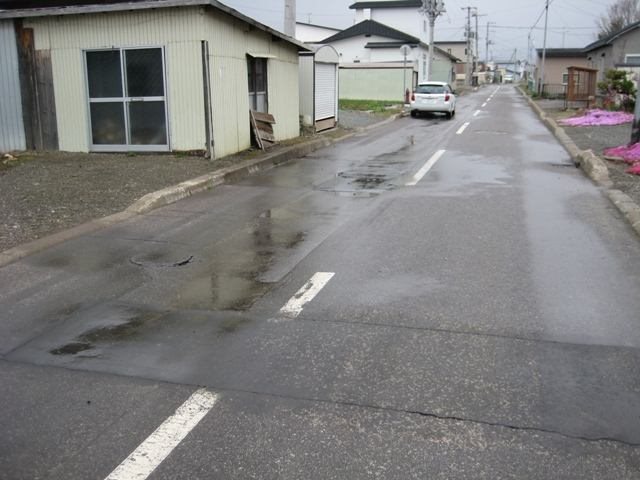 留辺蘂町元町７１番　土地 現地写真（前面道路含む現地写真）