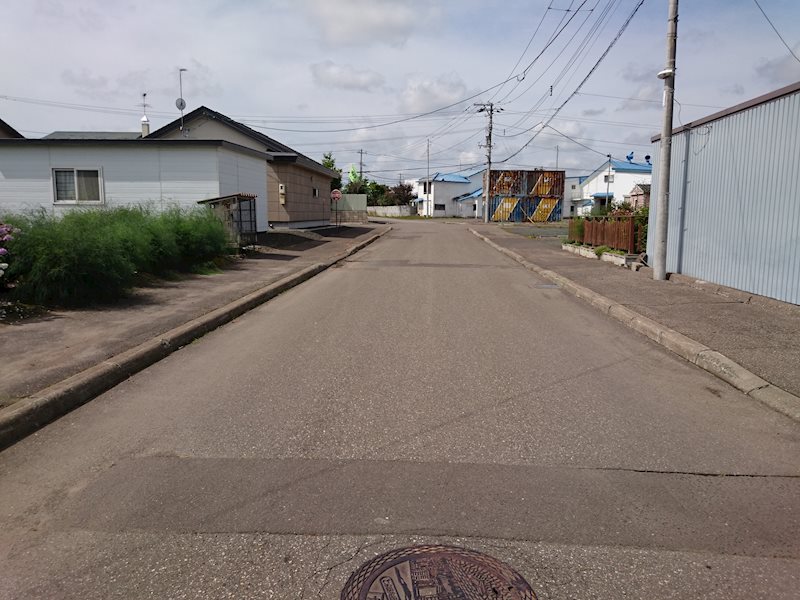 上ところ２９２番　土地 現地写真（前面道路含む現地写真）