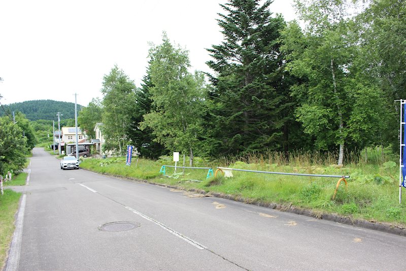網走市字呼人１６８番８７　土地 現地写真（前面道路含む現地写真）