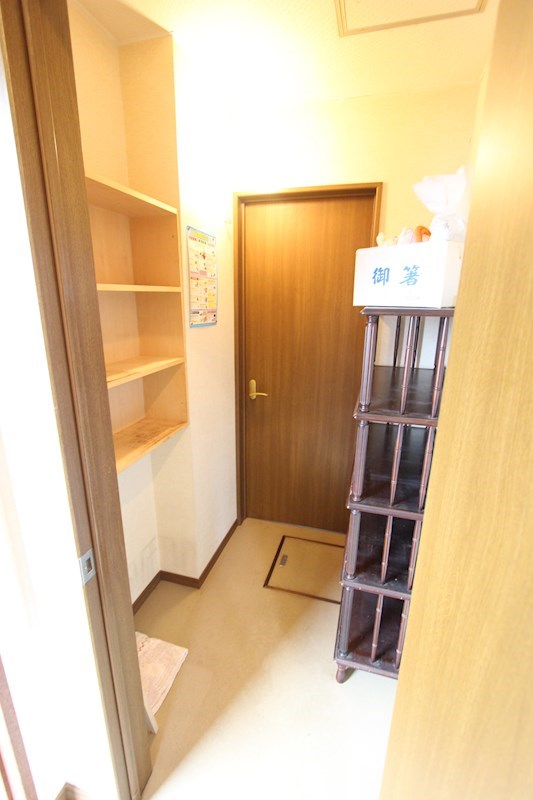 大空町女満別西２条２丁目１３番　住宅付店舗 内観写真（内装）