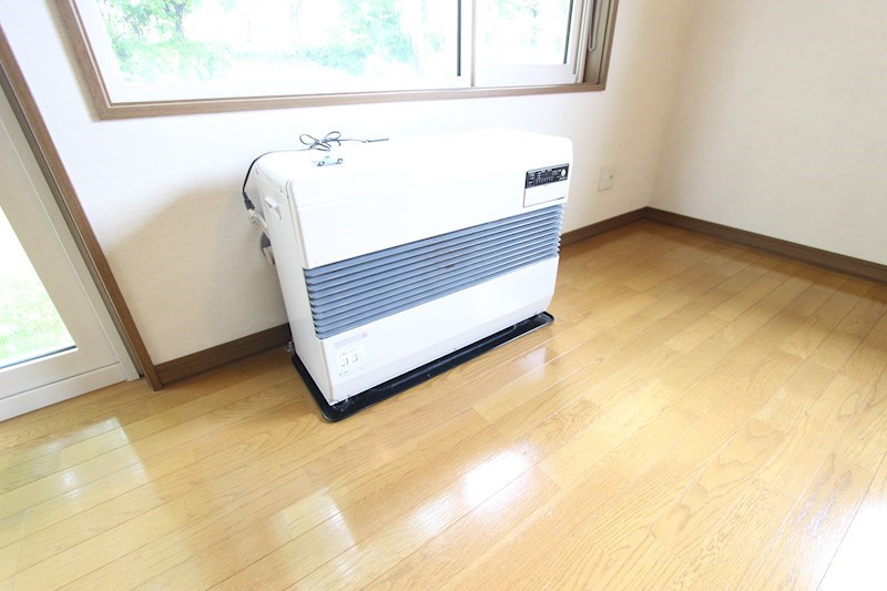 大空町女満別西２条２丁目１３番　住宅付店舗 設備
