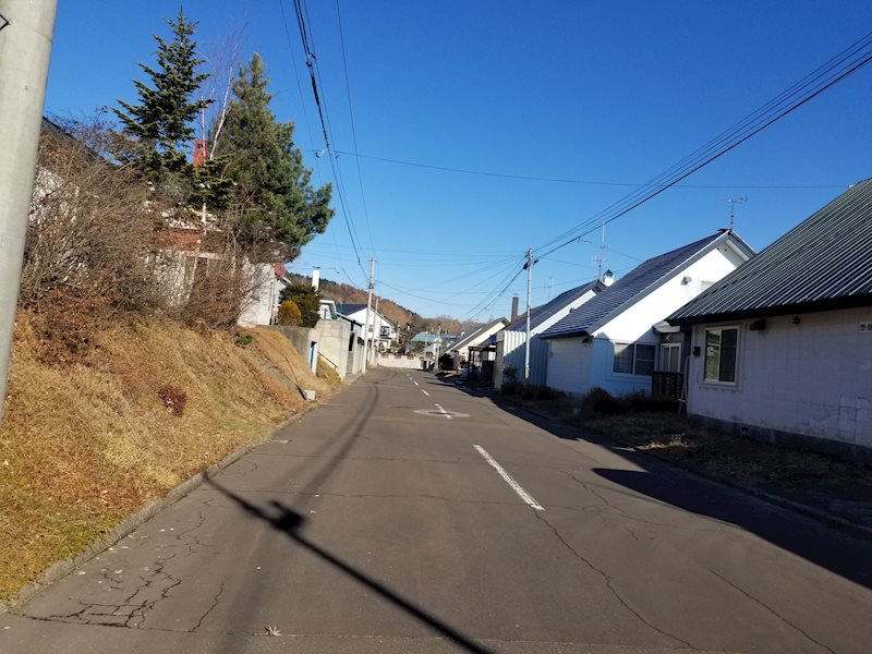 高栄西町７丁目９８番　戸建て 現地写真（前面道路含む現地写真）