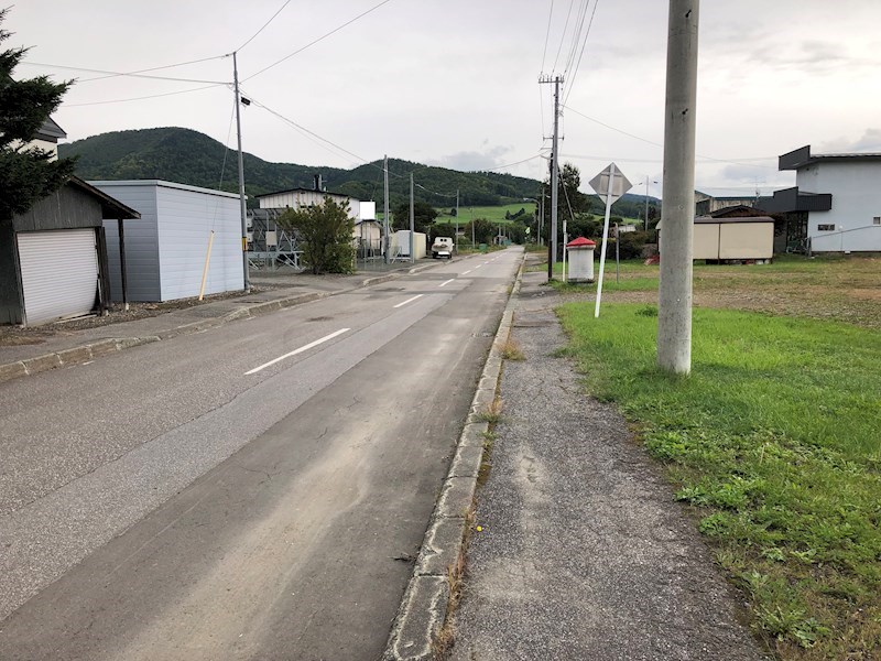 留辺蘂町温根湯温泉８２番　戸建て 現地写真（前面道路含む現地写真）