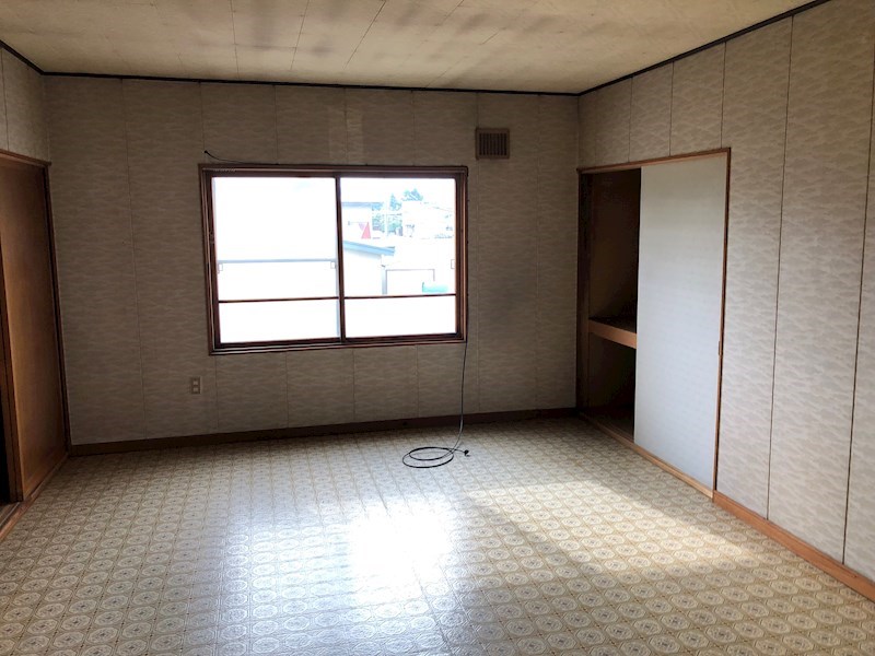 留辺蘂町温根湯温泉８２番　戸建て 内観写真（寝室）