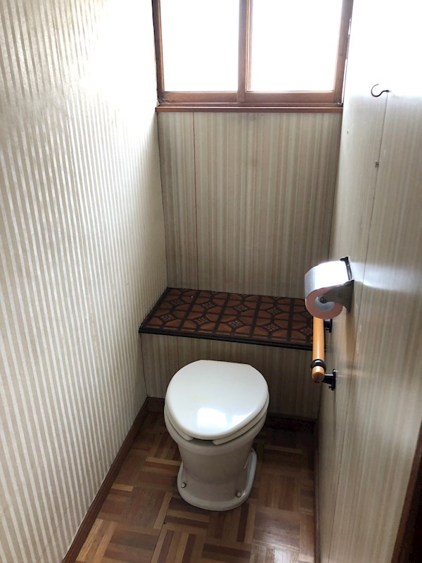 留辺蘂町温根湯温泉８２番　戸建て 内観写真（トイレ）