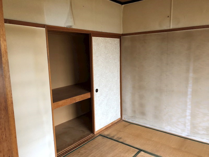 留辺蘂町温根湯温泉８２番　戸建て 内観写真（収納）