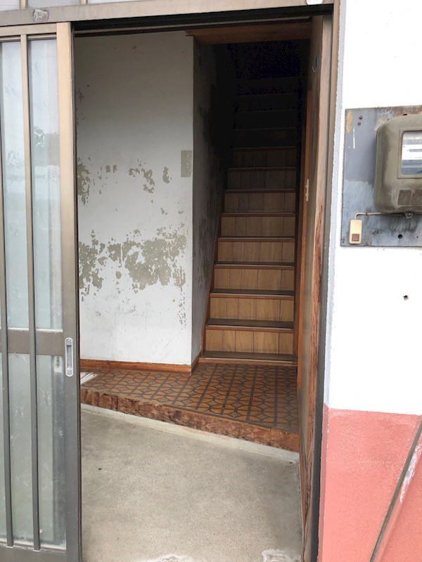 留辺蘂町温根湯温泉８２番　戸建て 現地写真（玄関）