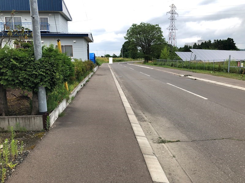 北上１１番　土地 現地写真（前面道路含む現地写真）