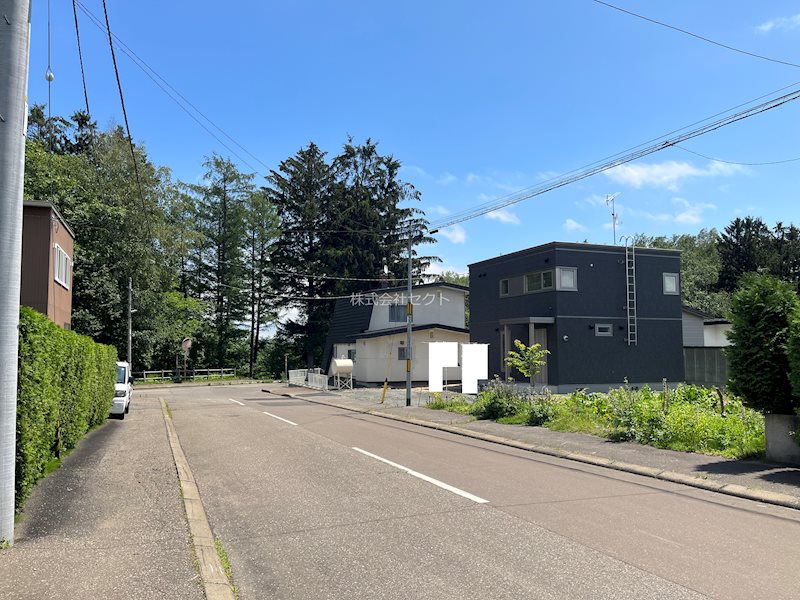 花月町１１番１７５　土地 現地写真（前面道路含む現地写真）