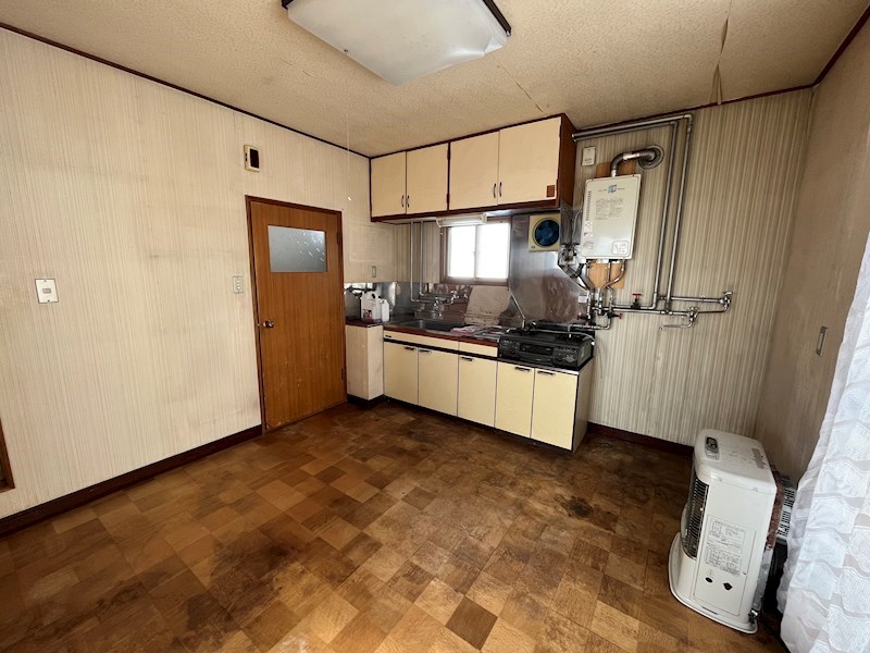 常盤町４丁目８番　共同住宅 内観写真（内装）