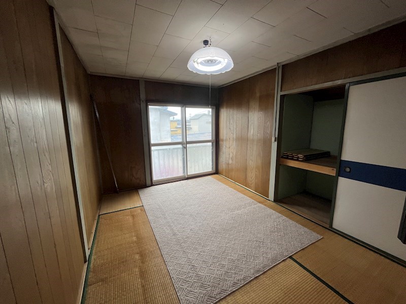 春光町３丁目２０番　戸建て 内観写真（リビング以外の居室）