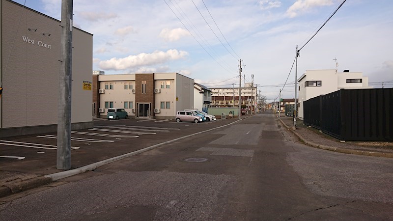 とん田西町３６９番　土地 現地写真（前面道路含む現地写真）