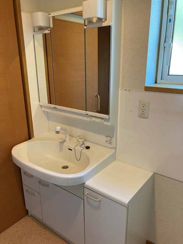 北上７４４　戸建て 内観写真（洗面台・洗面所）