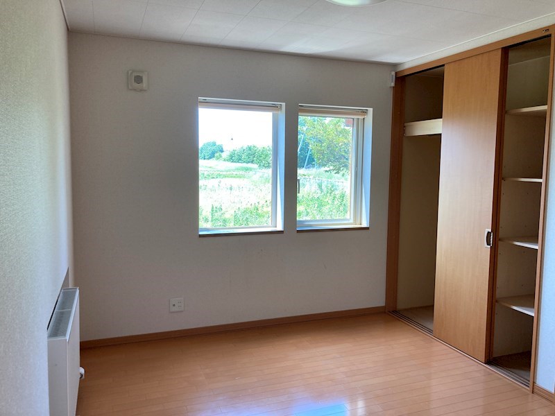 北上７４４　戸建て 内観写真（リビング以外の居室）