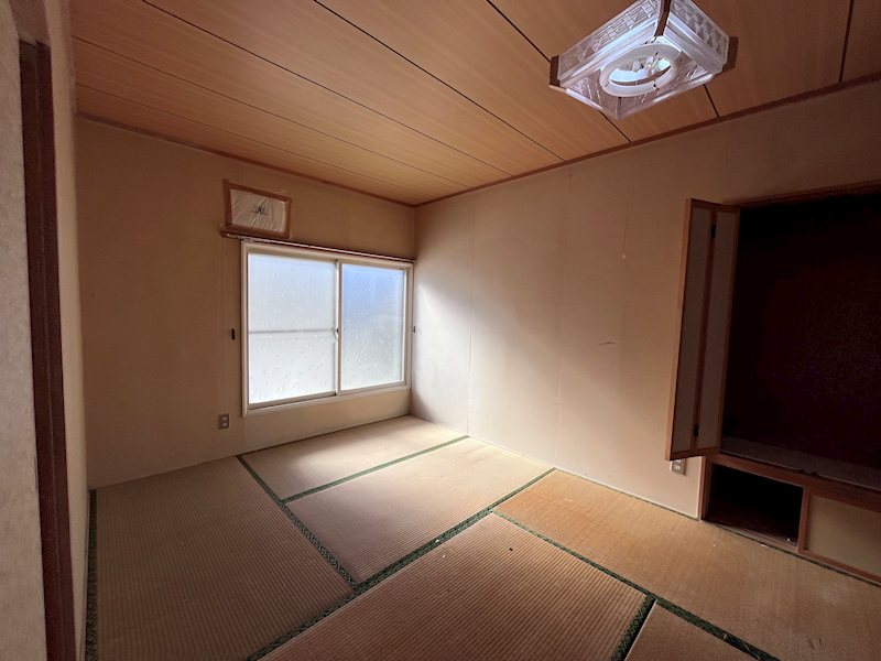 高栄西町３丁目１７８番　店舗付住居 内観写真（子供部屋）