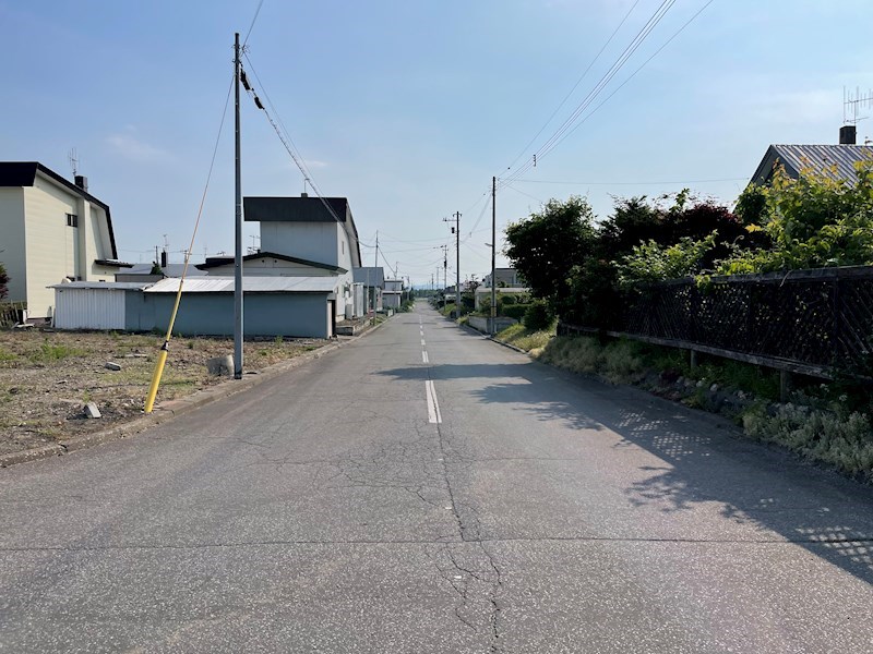 上ところ３５８番　土地 現地写真（前面道路含む現地写真）