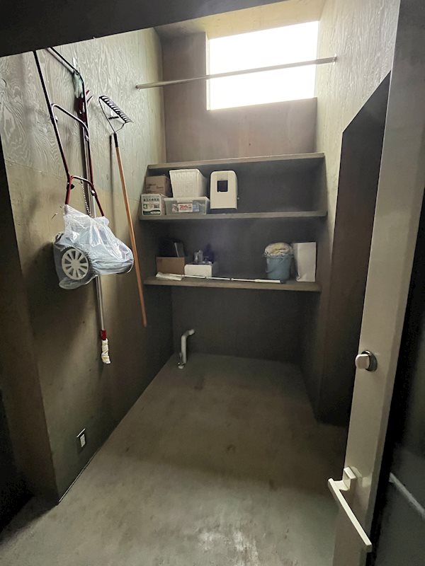 清里町水元町３９番　戸建て 内観写真（収納）