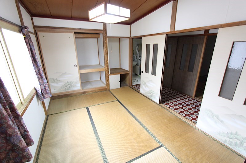 美幌町字鳥里１丁目５番　戸建て 内観写真（リビング以外の居室）