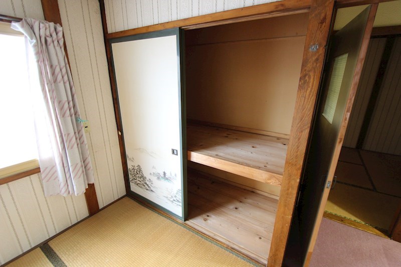 美幌町字鳥里１丁目５番　戸建て 内観写真（リビング以外の居室）