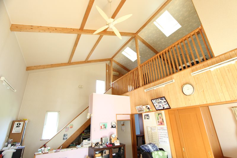 美幌町字美芳２４番　戸建て 内観写真（リビング）