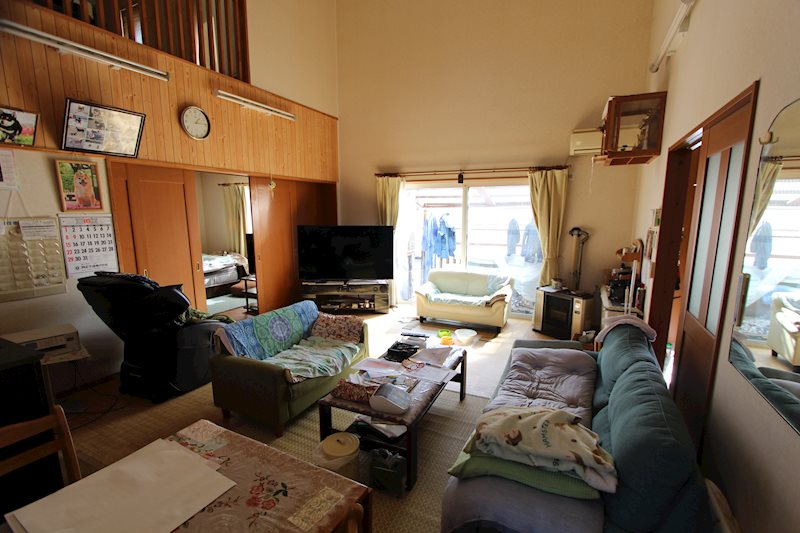 美幌町字美芳２４番　戸建て 内観写真（リビング）