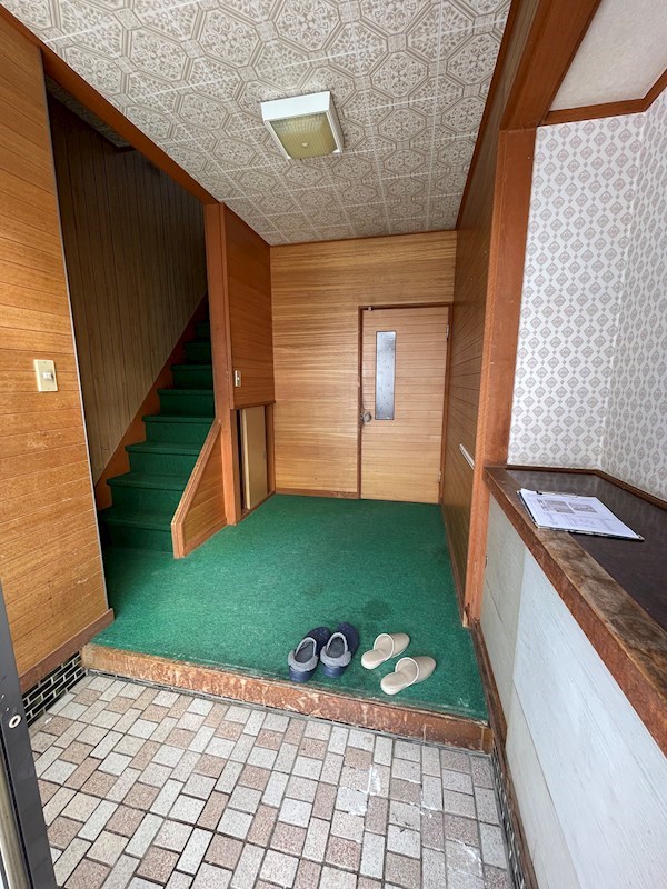 田端町１７番　戸建て 現地写真（玄関）