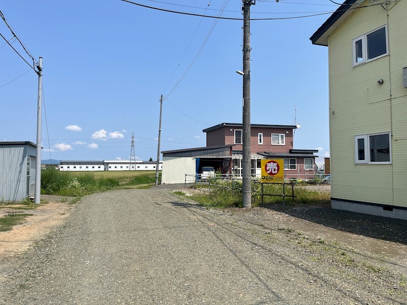 端野町三区３４７番　土地 現地写真（前面道路含む現地写真）