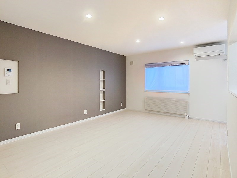 中央三輪３丁目５４８番　戸建て 内観写真（リビング）