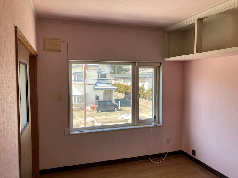公園町１３番　戸建て 内観写真（リビング以外の居室）