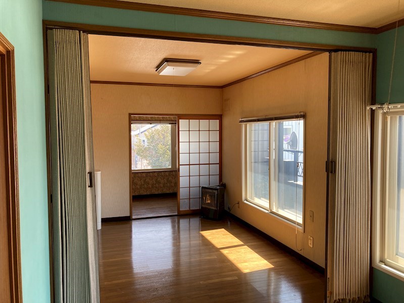 公園町１３番　戸建て 内観写真（リビング以外の居室）