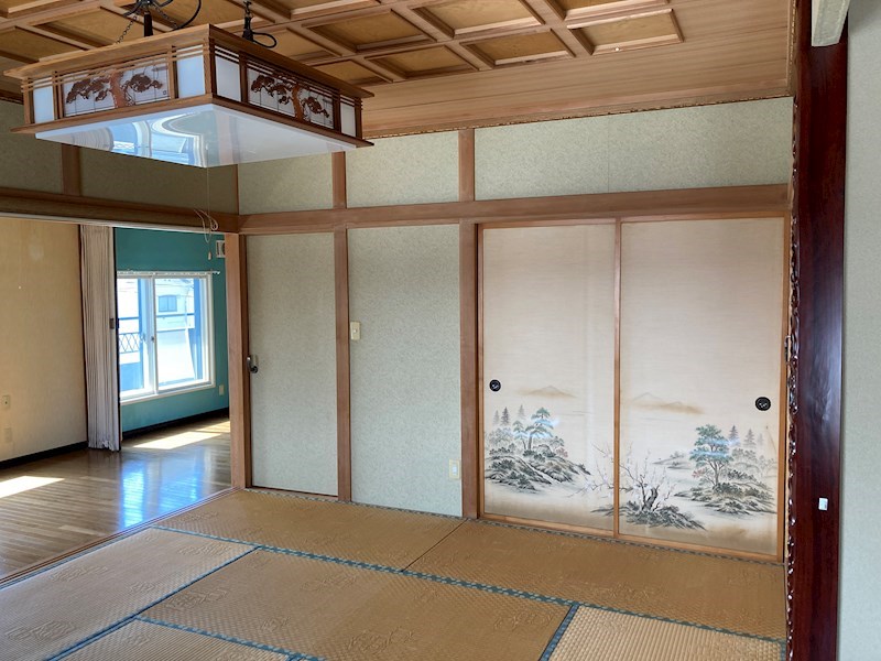 公園町１３番　戸建て 内観写真（リビング以外の居室）