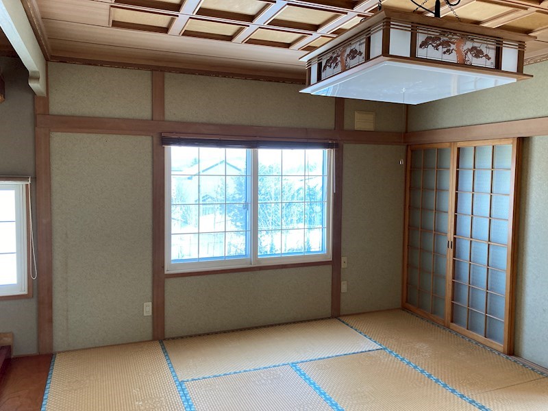 公園町１３番　戸建て 内観写真（リビング以外の居室）