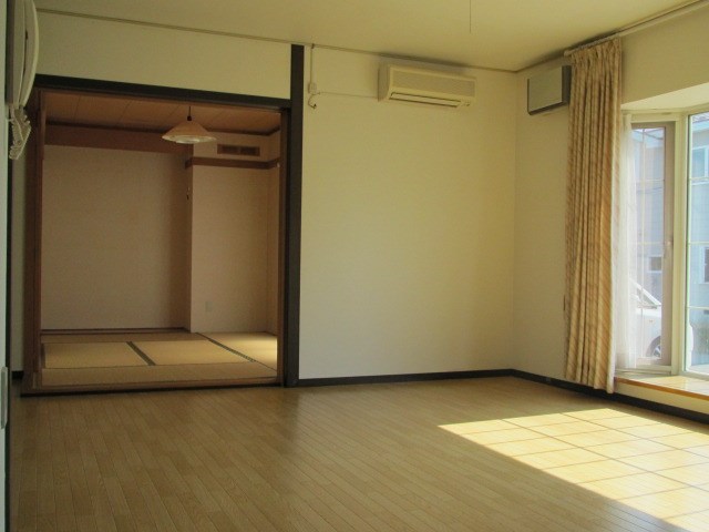 緑ヶ丘２丁目４番　戸建て 内観写真（内装）