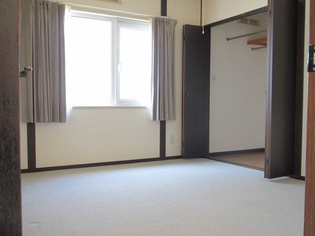 緑ヶ丘２丁目４番　戸建て 内観写真（内装）