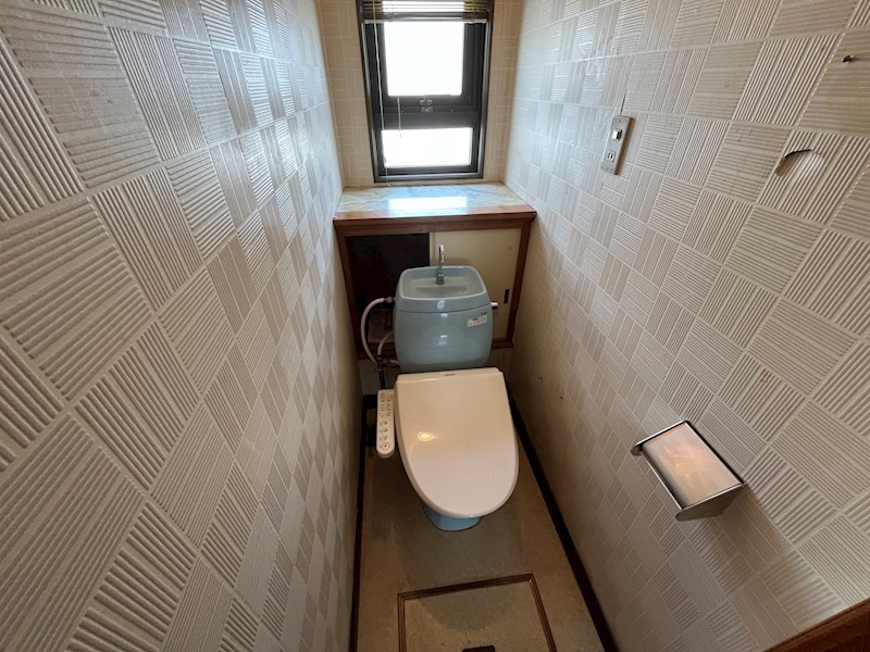 緑ヶ丘６丁目３０番　戸建て 内観写真（トイレ）