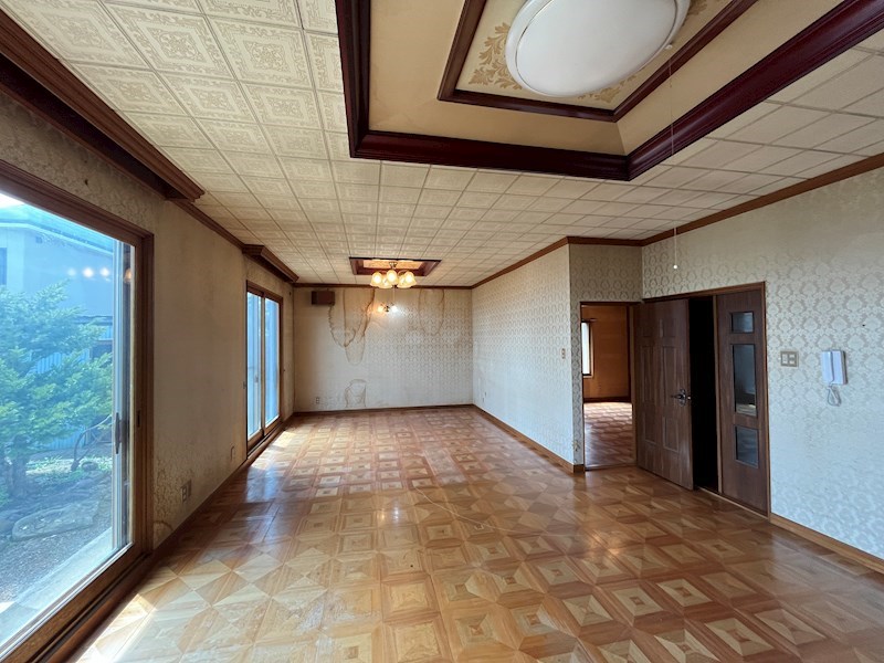緑ヶ丘６丁目３０番　戸建て 内観写真（リビング）
