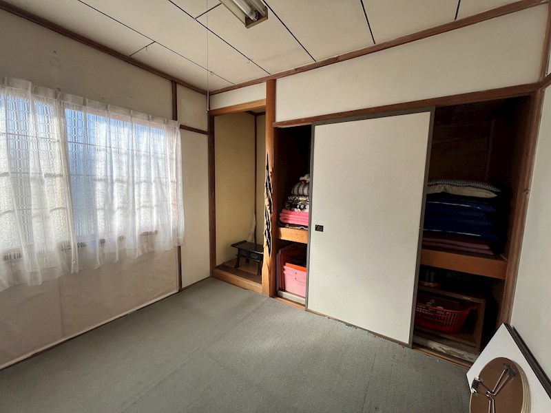 東三輪１丁目７８番　戸建て 内観写真（収納）